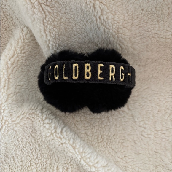 Goldbergh Earmuffs - Picture 3 of 4